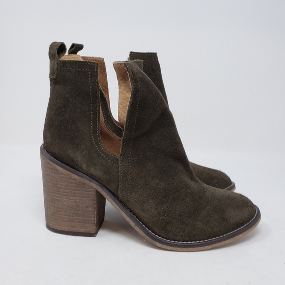 Rebels Cut Out Olive green suede Booties Block Heel size 37 - Picture 1 of 8